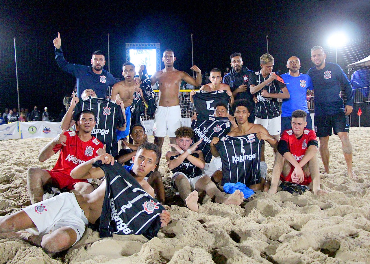 Equipe do Corinthians após a conquista